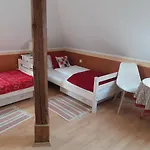 Szalay 4*