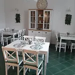 Szalay 4*